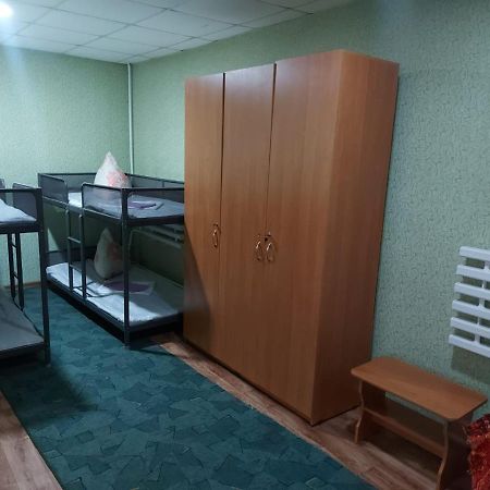 Мини-Отель "Алатау",Хостел Pavlodar Exteriör bild